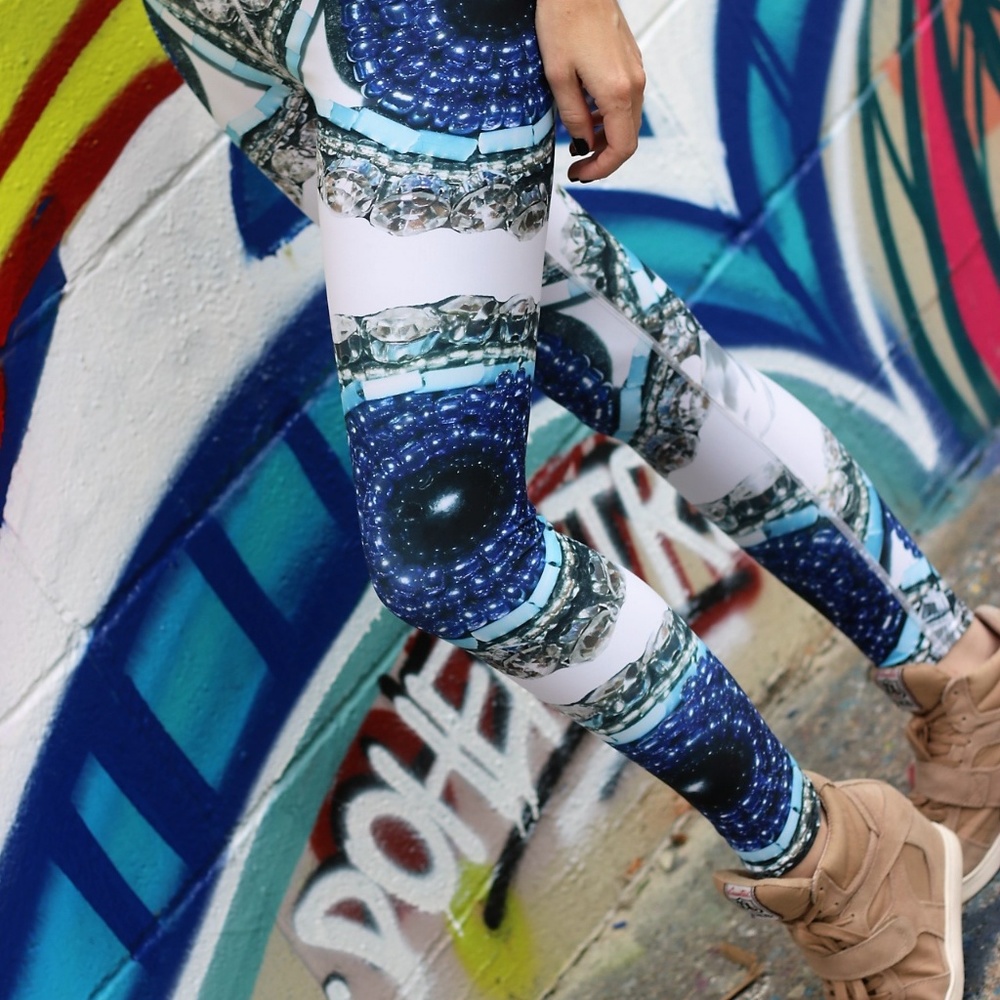 Looking at you Third Eye Leggings By Ventcri - Picture 3 of 8